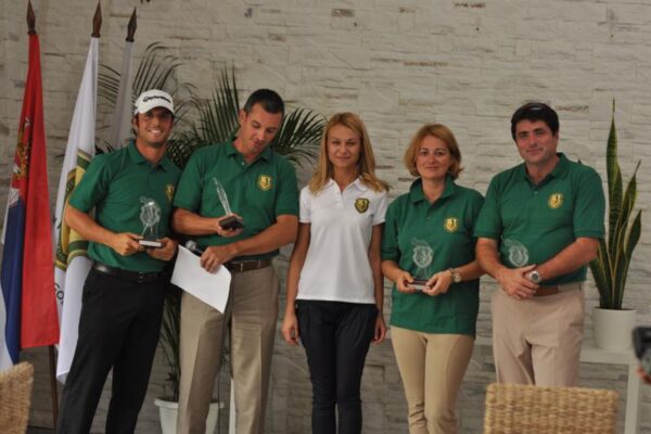 golf-klub-beograd-pro-am-17i18092012-nagrade-8